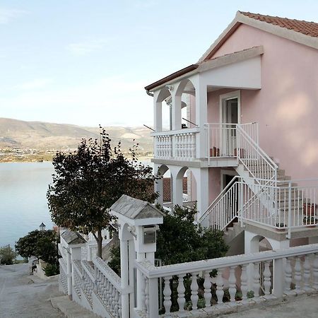 Apartments Iva Trogir Exterior foto